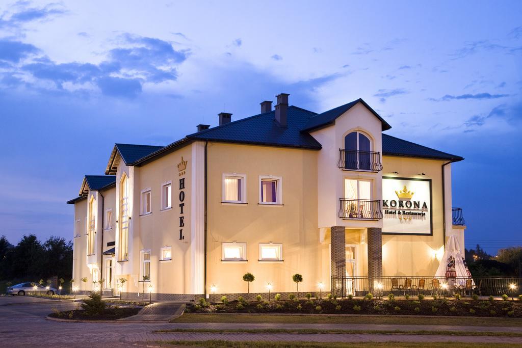 Hotel Korona Rzeszow Ngoại thất bức ảnh